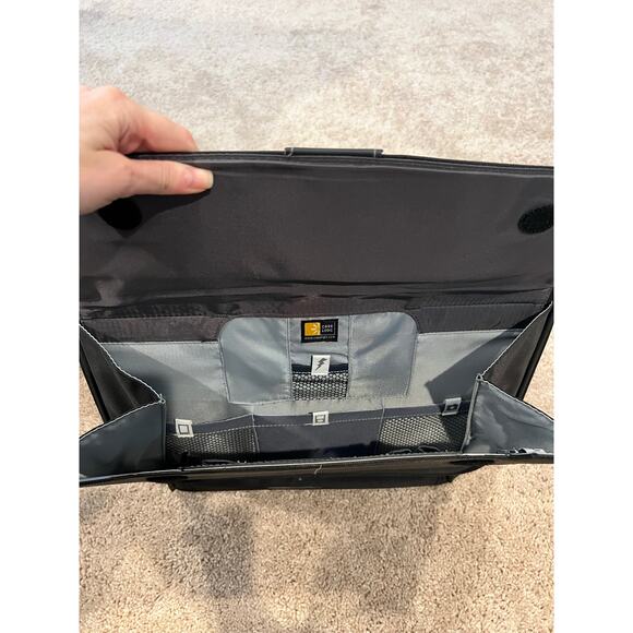 Case Logic Laptop Messenger Bag 17"x12"x3" w/ Carrying Strap Handle Black Unisex - Picture 4 of 4